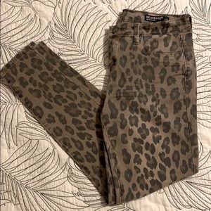 Blank NYC Reade Crop Leopard Skinny Jeans sz 28